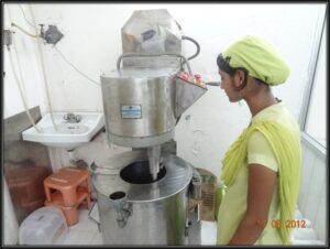 Double jacketed planetary mixer to manufacture herbal creams and ayurvedic ointments